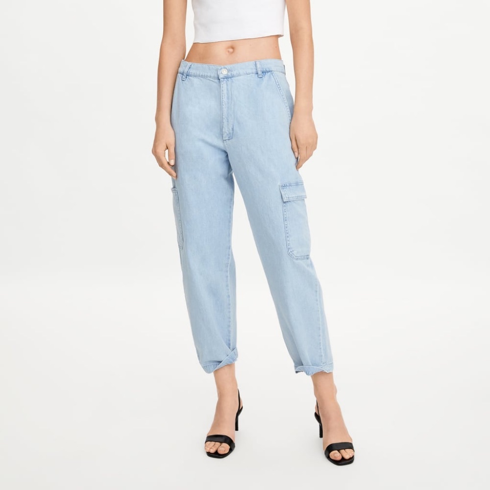 -SOLD- brand new zara cargo jeans - Picture 1 of 5